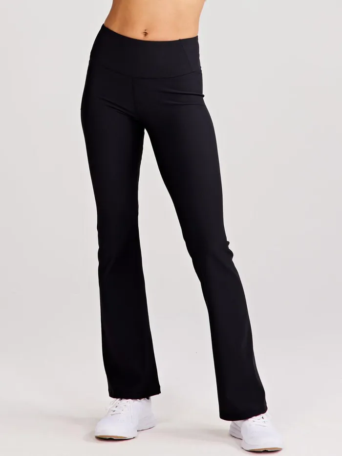 Women Sculptive Rib Pocket Flare Pant Tasc Performance Pants Joggers