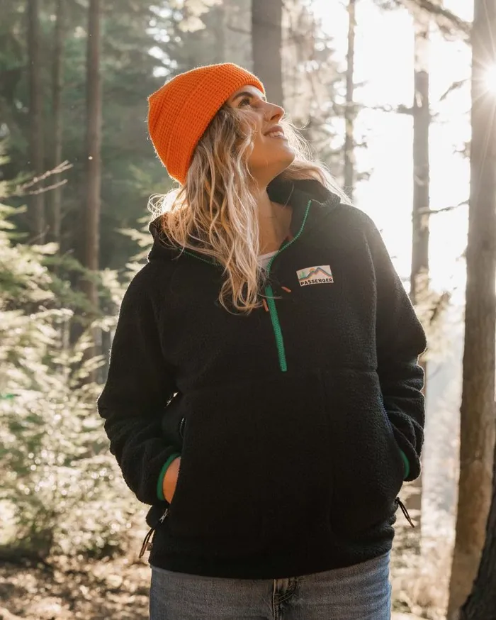 Women Tops Passenger Maine 20 12 Zip Recycled Sherpa Fleece Black Black