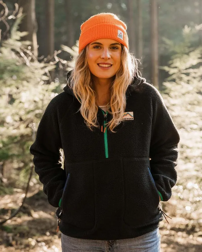 Women Tops Passenger Maine 20 12 Zip Recycled Sherpa Fleece Black Black