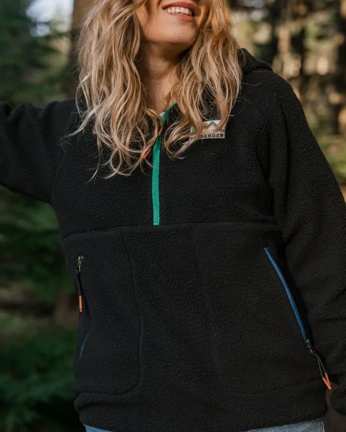 Women Tops Passenger Maine 20 12 Zip Recycled Sherpa Fleece Black Black